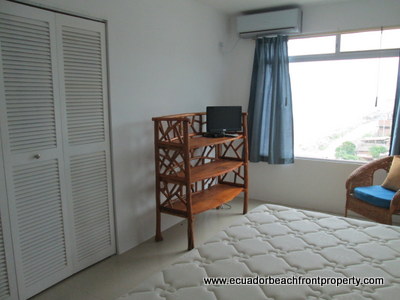 ecuador beach condo fir rent